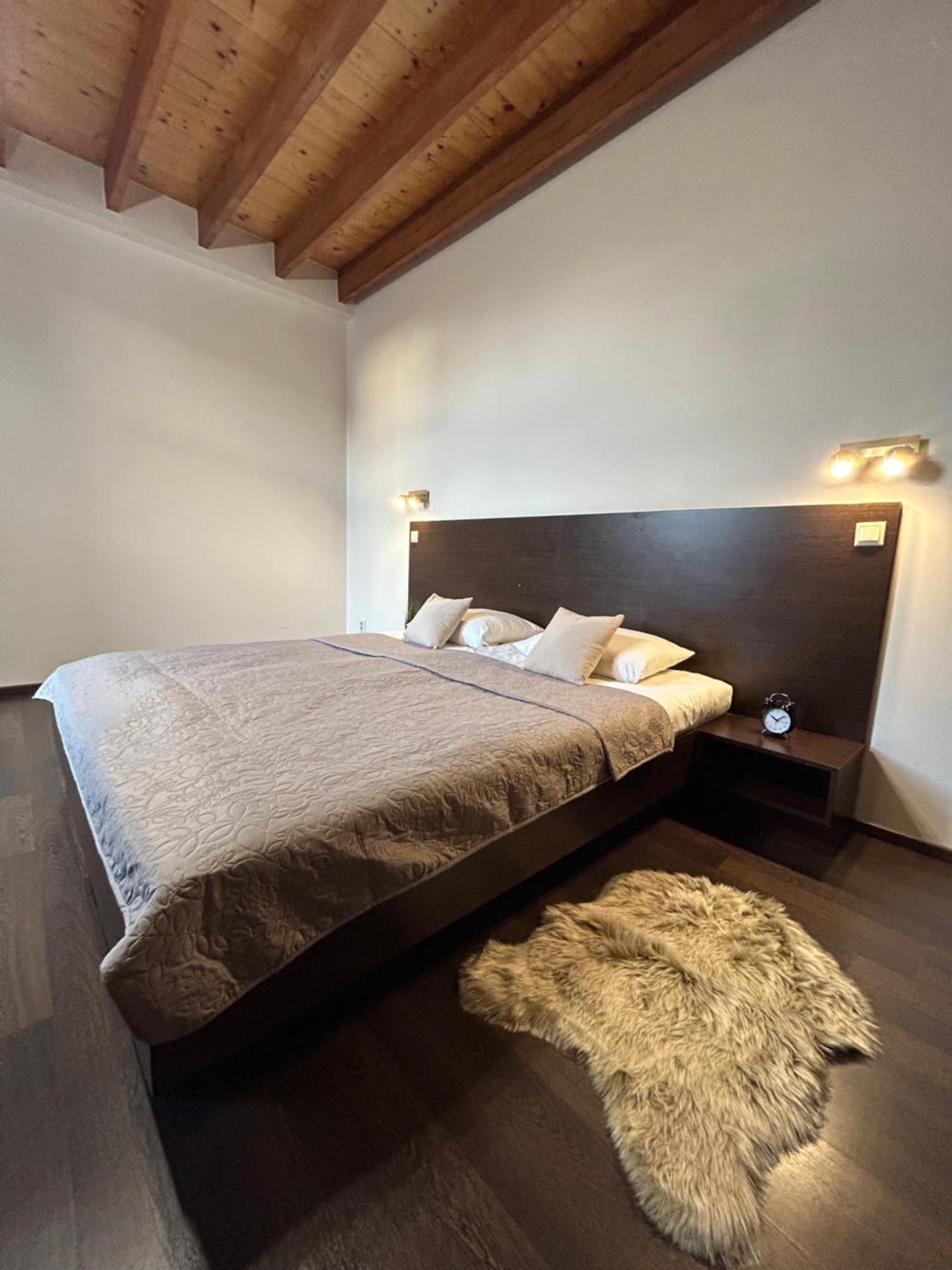 Hotel Ar Golden House à Košice Extérieur photo